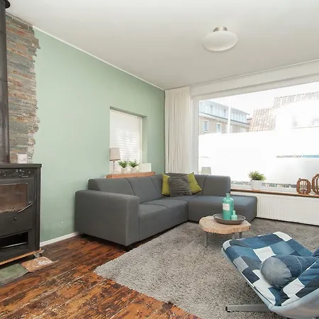 Cozy Holiday Home In Egmond Aan Zee Near Beach